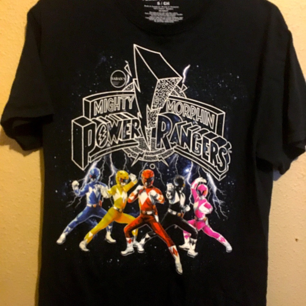 ‼️CLOSING SALE EVERYTHING MUST GO‼️
New like Power Rangers black T-shirt